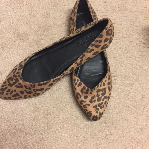 Cheetah flats - Picture 2 of 2